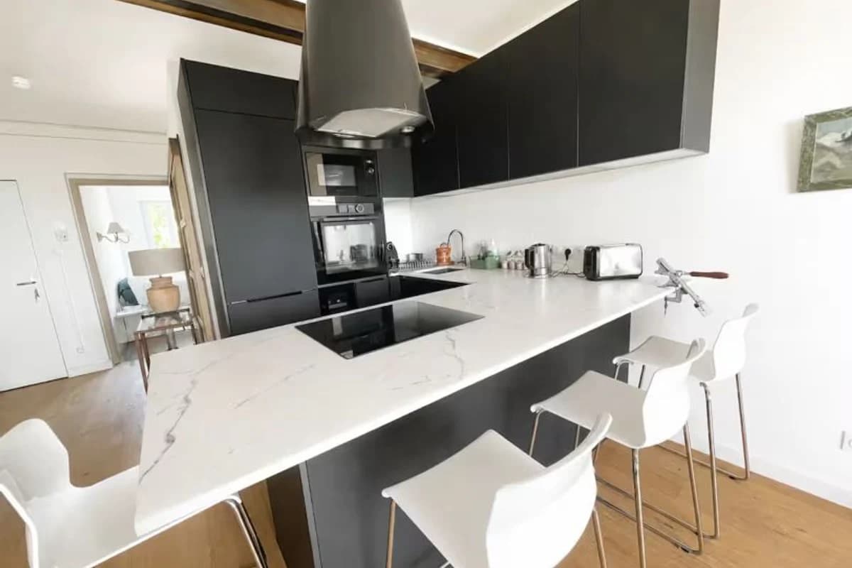 Espace intérieur du deux pièces à Évian-les-Bains